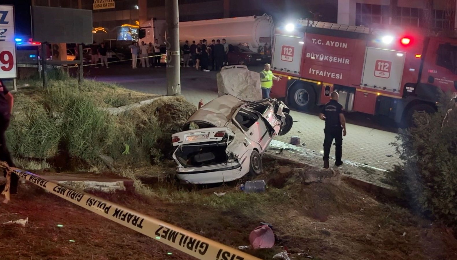 aydinda feci kaza olu ve yaralilar var DiwRAQXf