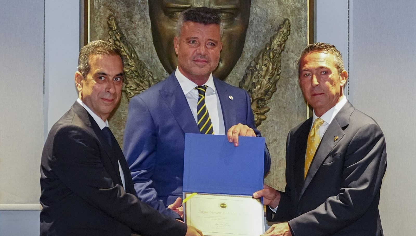 fenerbahcede mazbata toreni yapildi baskan sadettin saran veali koctan aciklama ZsOlC7d7