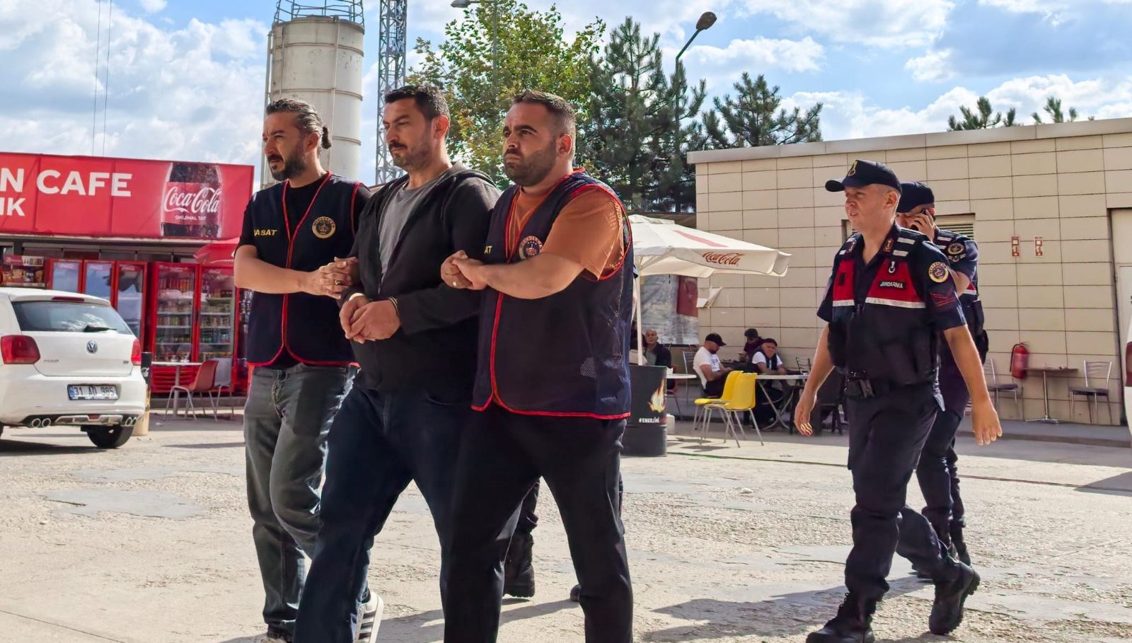 feto hukumlusu eski infaz koruma memuru bursada yakalandi fTpuaTJE