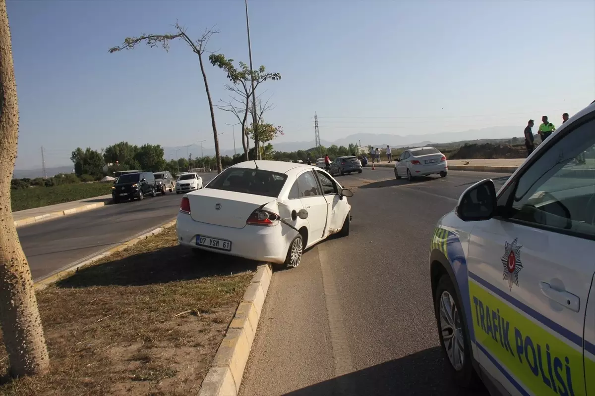 serikte kaza surucu yaralandi YnqiECZ5