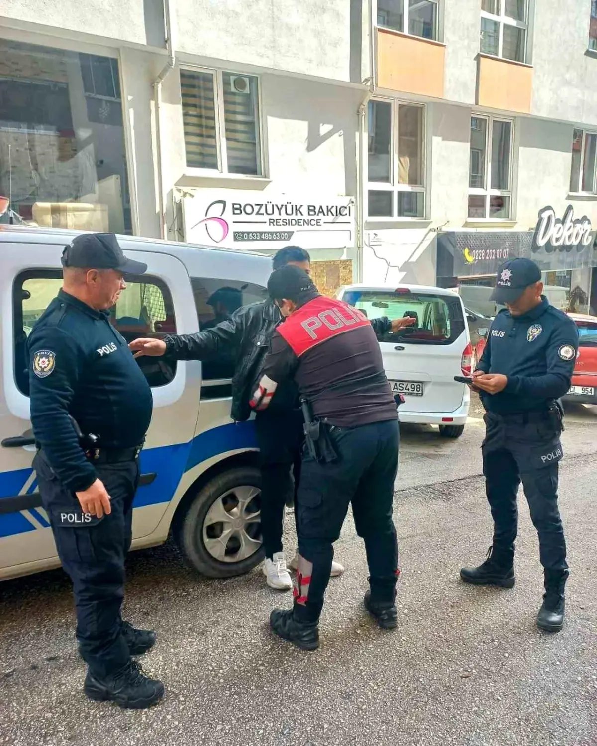 bilecikte huzur operasyonu suruyor EQT7yrMZ