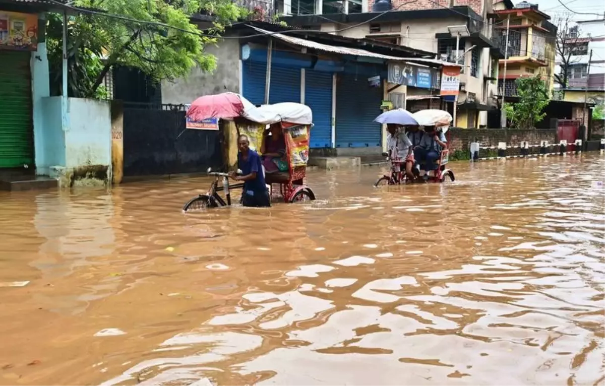 darjeelingde sel felaketi 18 olu k19mKEWH