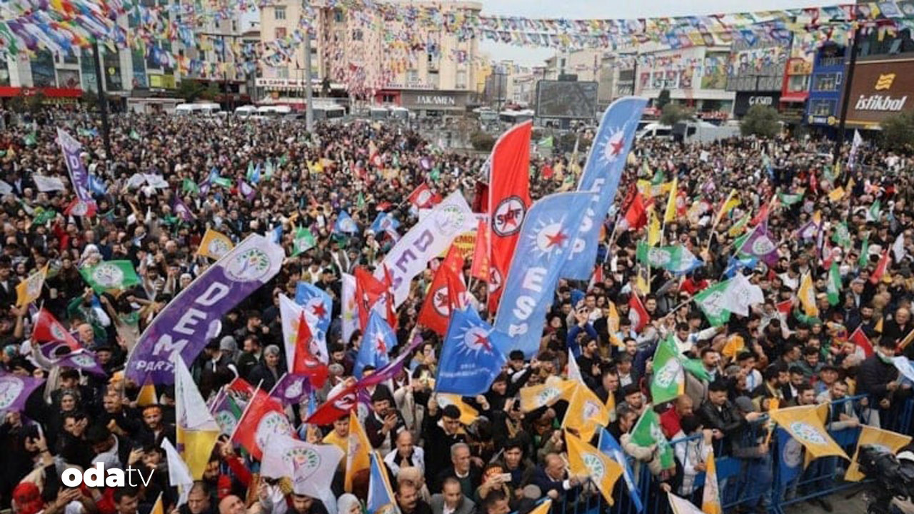 dem ocalana ozgurluk yuruyusu yapacak PsWJaW4G.jpg