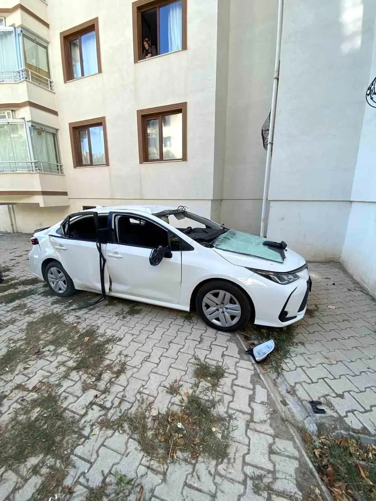 elazigda cakmak gazi tupu patladi 15 yasindaki cocuk yaralandi gBC4vmXA