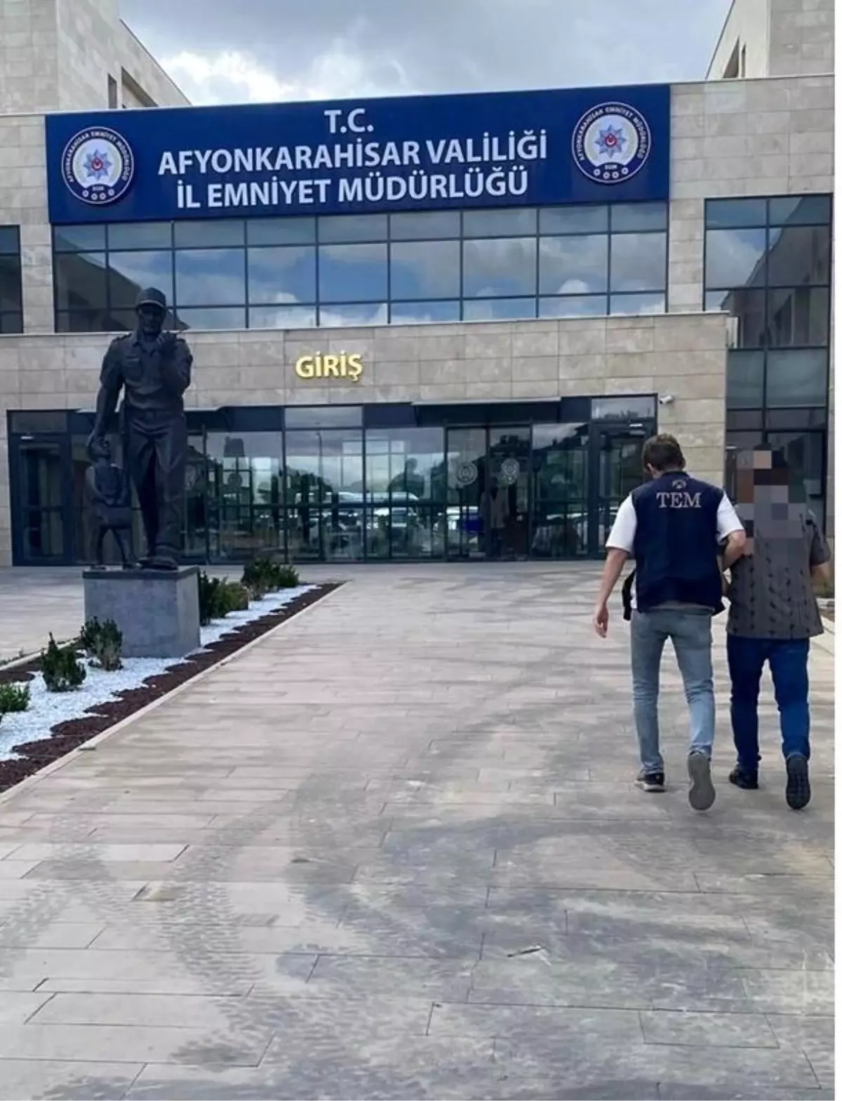 feto uyesi yb yakalandi aE2gM9Nd