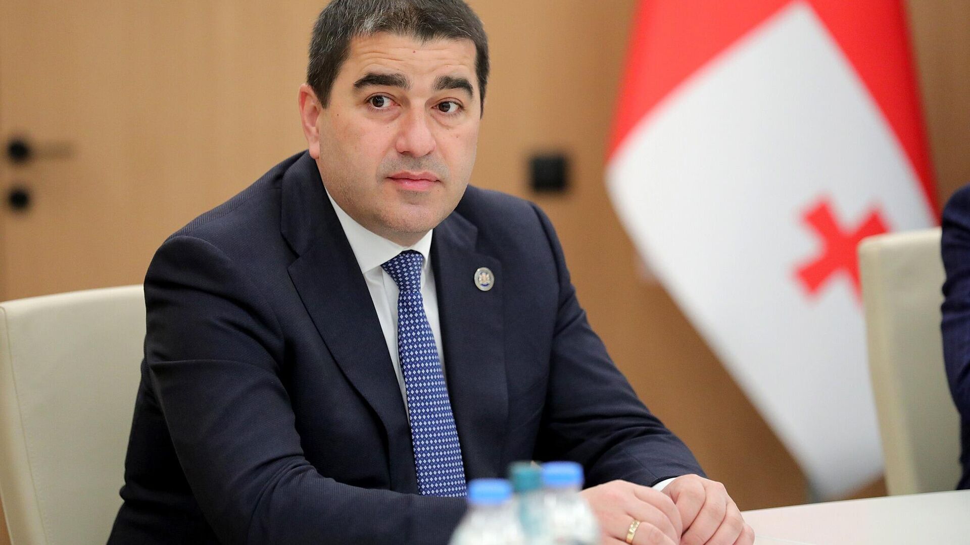 gurcistan parlamento baskani papuasvili hainlere ulasacagiz diyerek avrupayi isaret etti bruksel goz yumdu K166tE8T