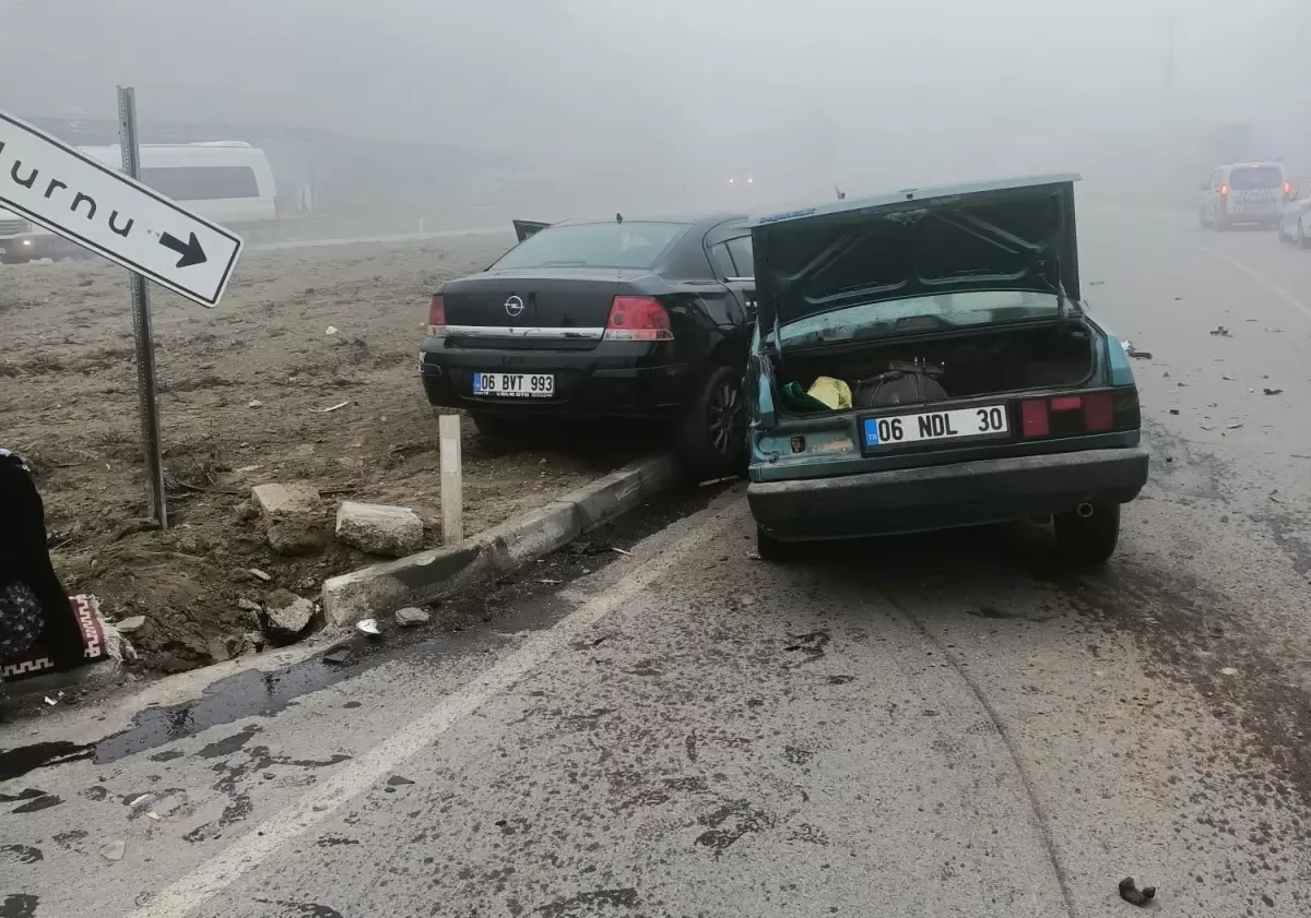 mudurnuda trafik kazasi 1 bebek ile 4 yarali 1HQc8cYW.jpg