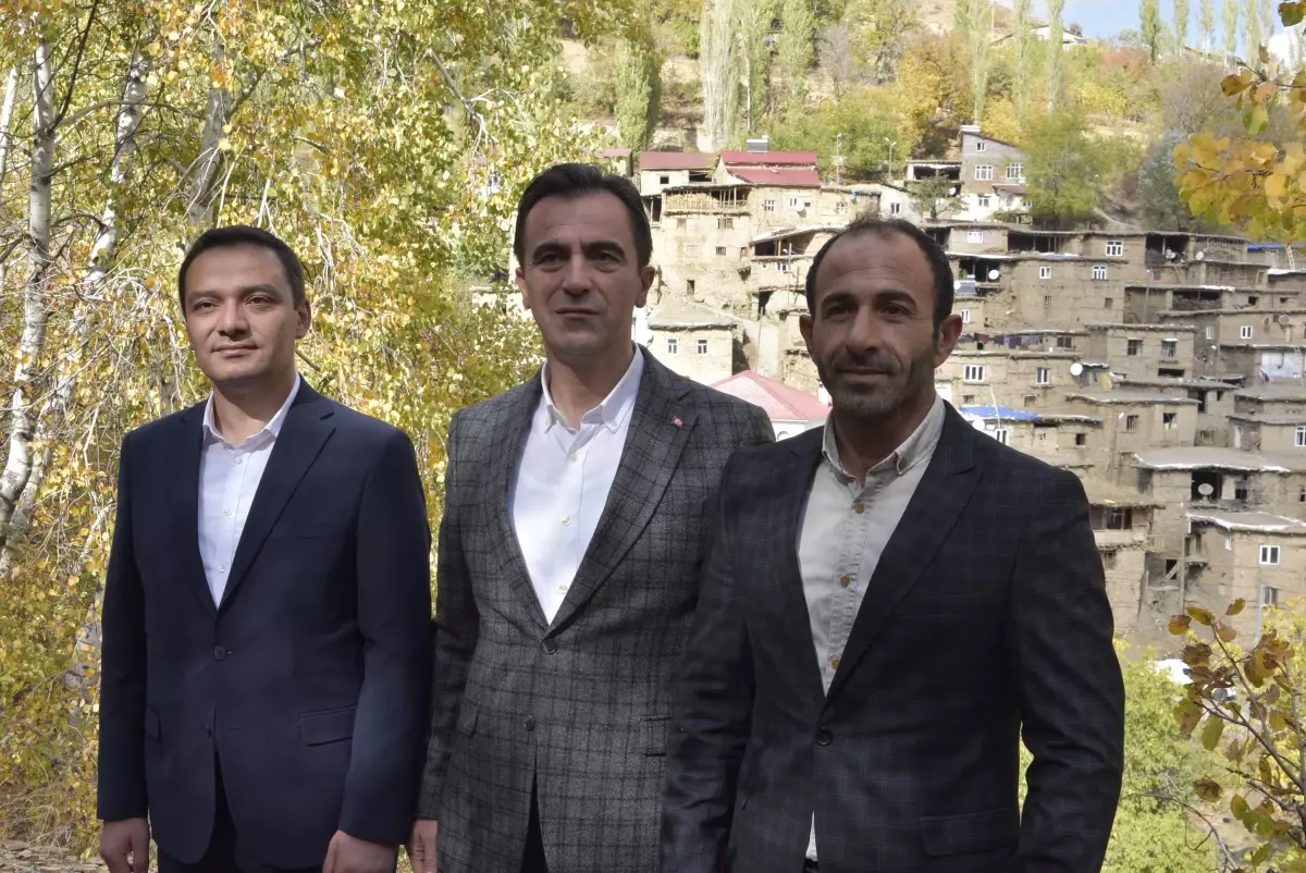 vali karakaya uzuntas koyunu ziyaret etti DqzKOtJT.jpg