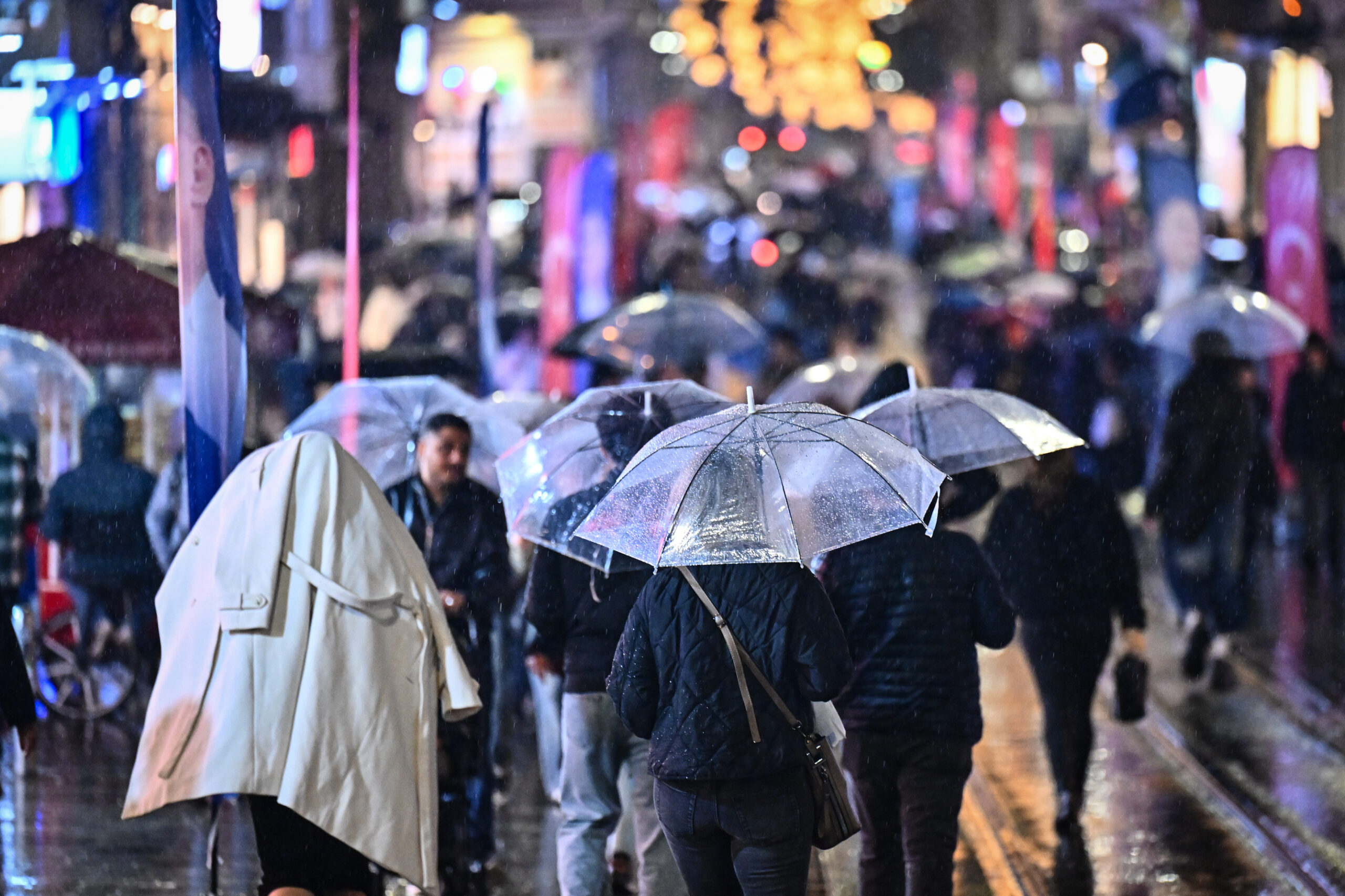 meteorolojiden 30 il icin uyari saganak yagis etkili olacak adK5wUIT.jpg