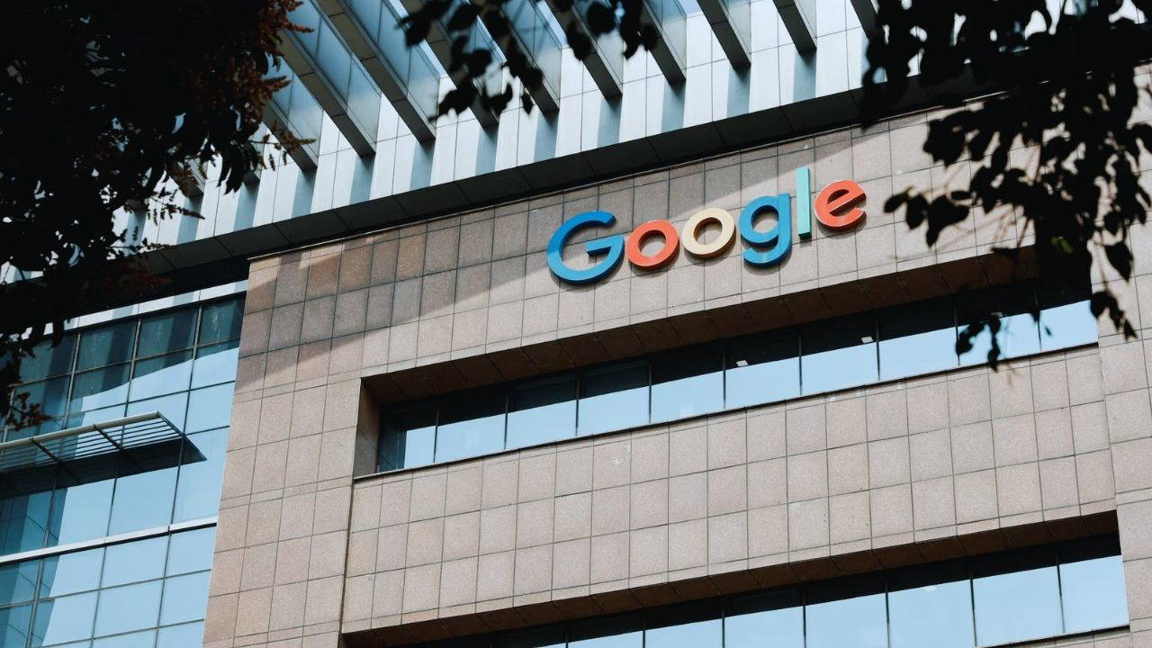 Google’da Yapay Zeka Dönüşümü: Yeni Üretilen Kodların Yüzde 75’i Yapay Zeka Tarafından Hazırlanıyor