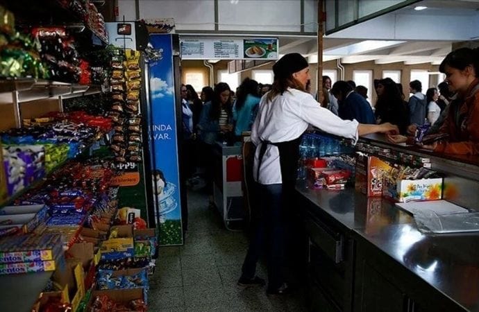 5-kez-ertelenmisti-okul-kantinlerinde-yeni-kural-geliyor-Oc5tjWRn